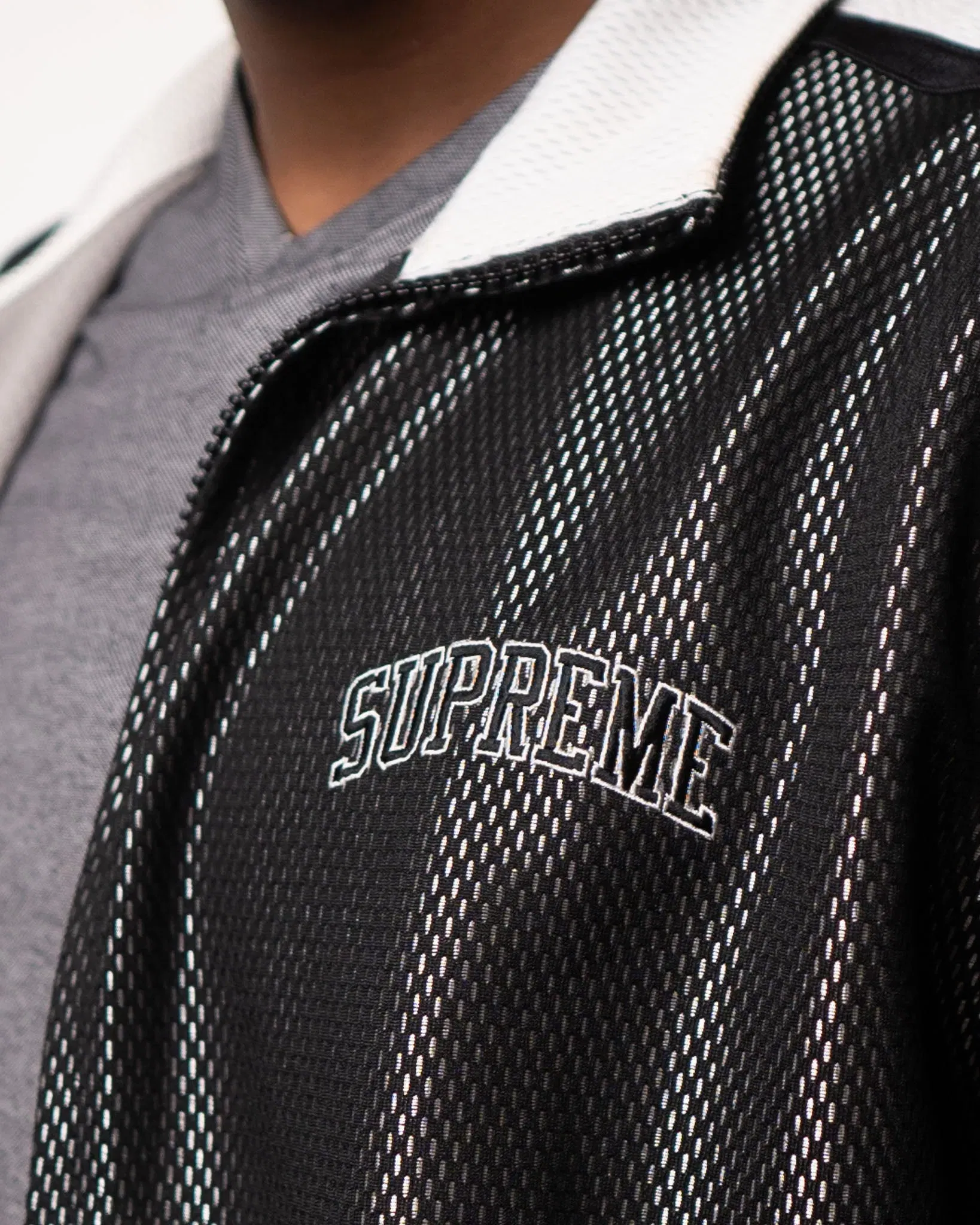 Supreme Black Bounded Mesh Track Jacket (M)