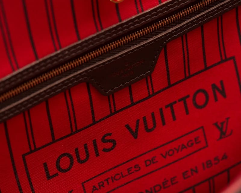 Louis Vuitton Neverfull Damier Ebene MM Cerise Lining
