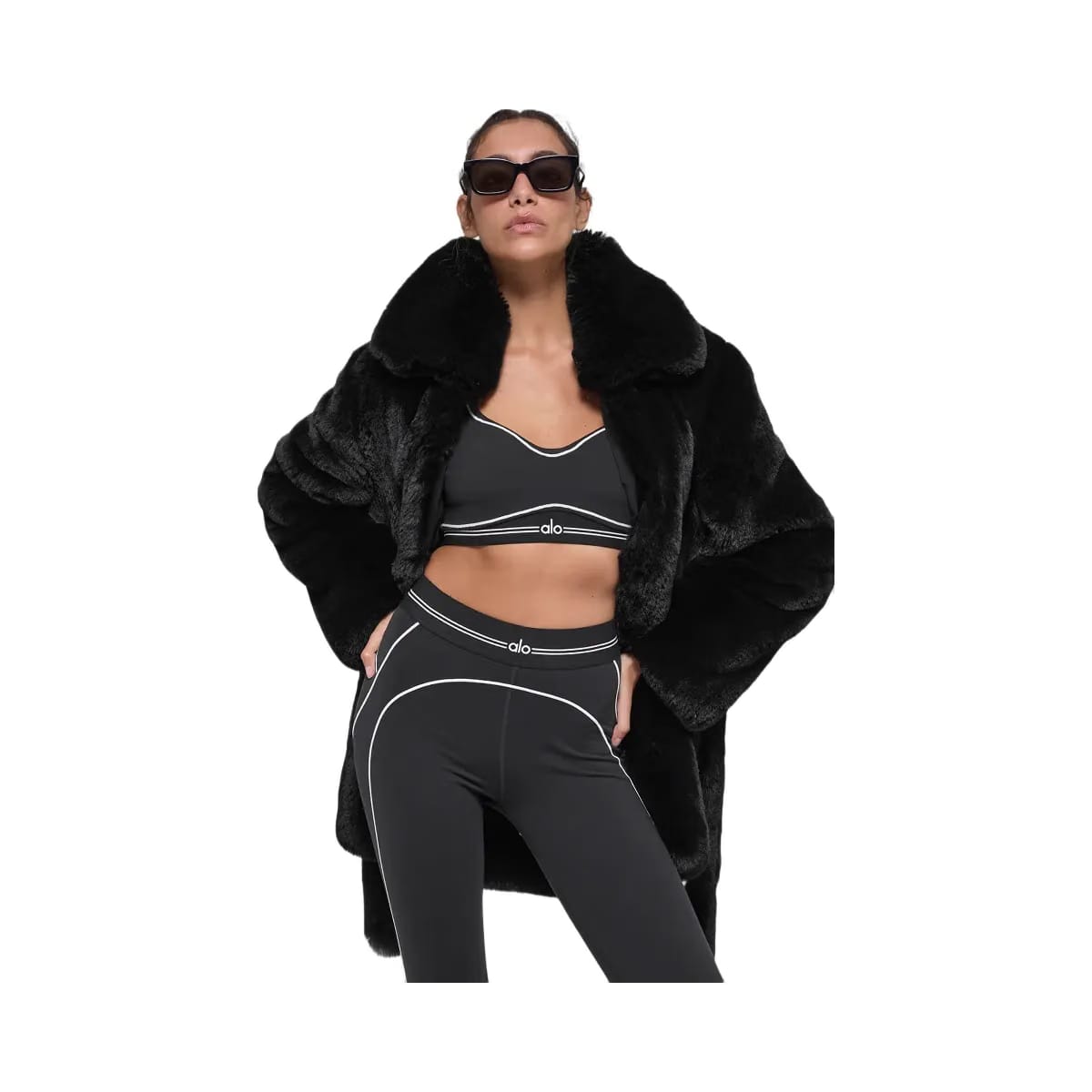 Alo Women's Faux Fur Starstruck Coat - Black