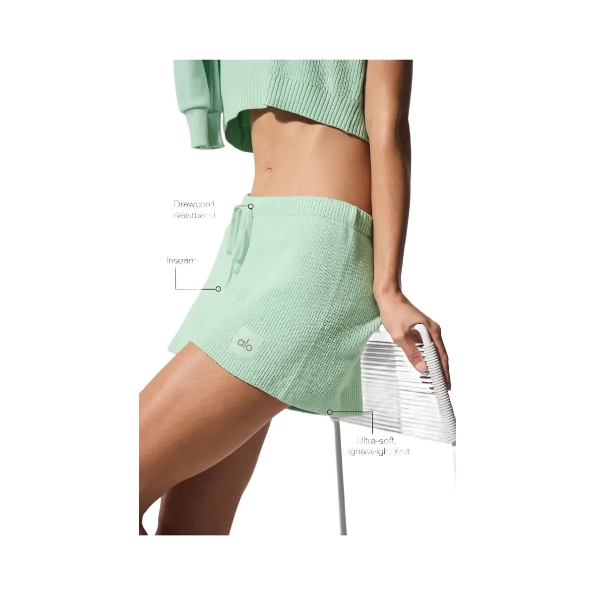 Alo Women's Supernatural Sweater Shorts - Spearmint