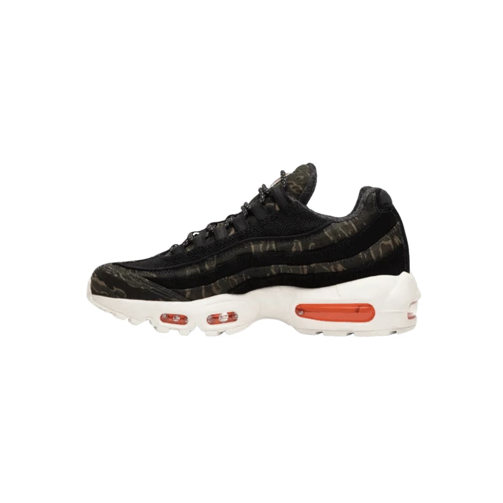 Carhartt WIP x Nike Air Max 95 Camo