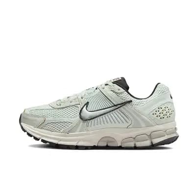 Nike Zoom Vomero 5 Light Silver Chrome (W)