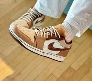 Jordan 1 Low SE Hemp Light British Tan