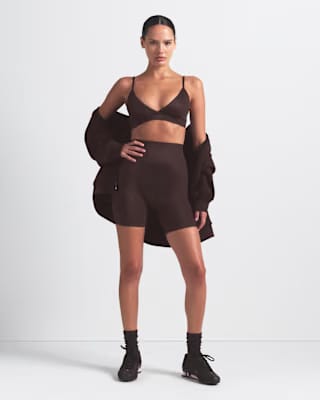 Nike x Skims Shine High-Waisted 5" Biker Shorts Truffle Stone