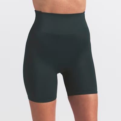 Nike x Skims Shine High-Waisted 5" Biker Shorts Truffle Stone