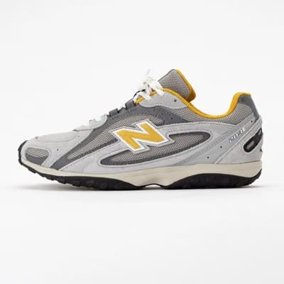 New Balance 204L Raincloud Baroque Gold