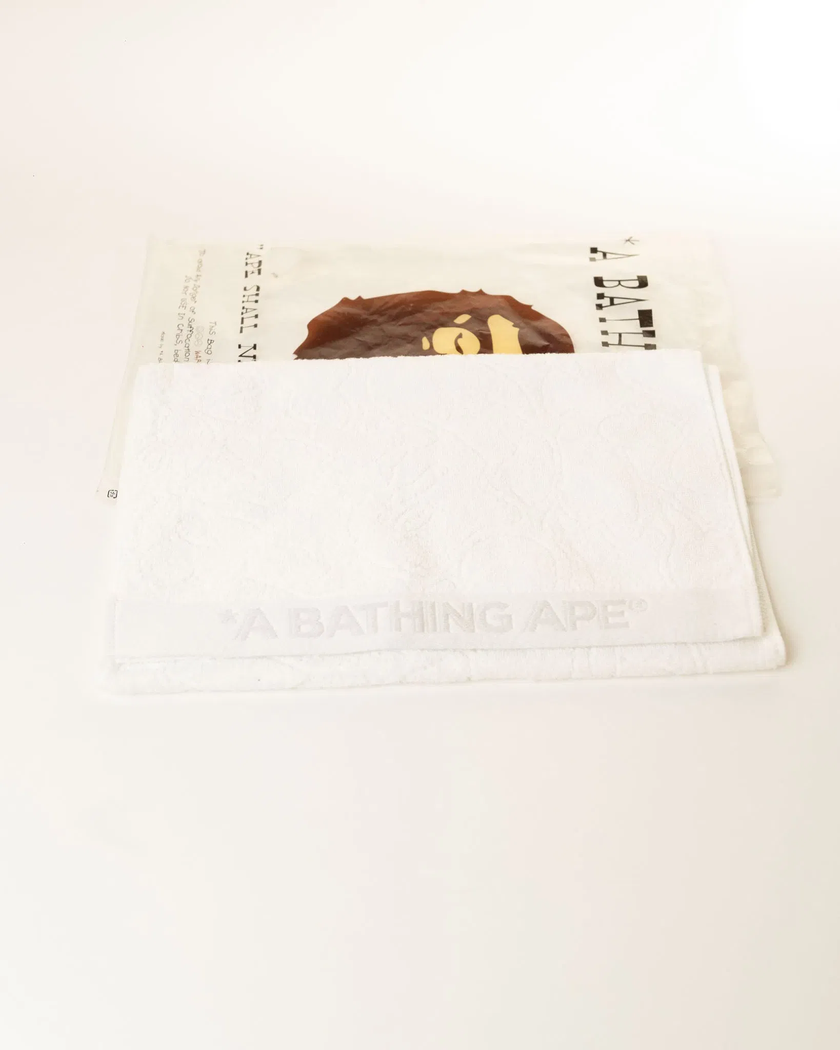 Aape By A Bathing Ape White Towel (One Size)
