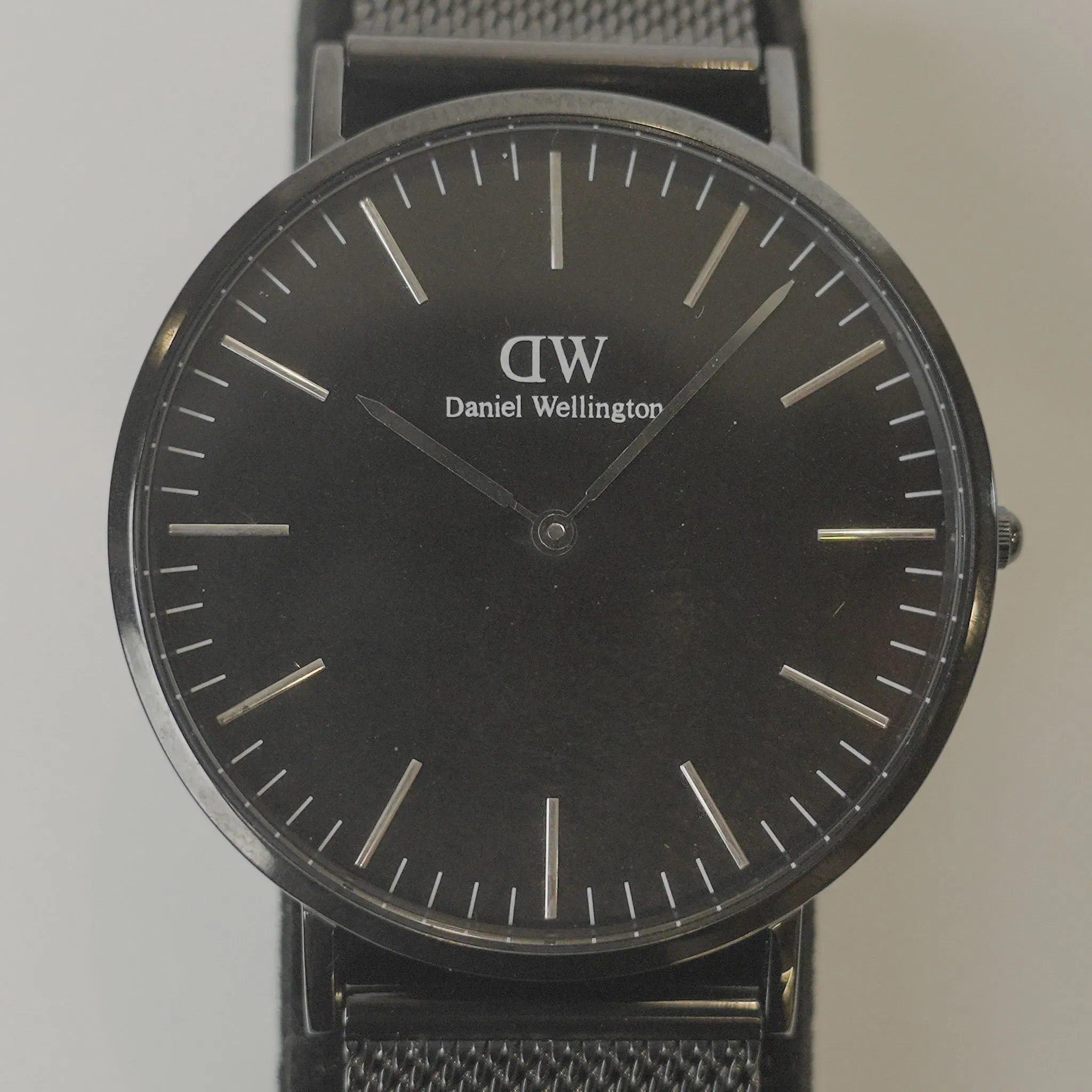 Daniel Wellington Classic Analog Black Dial Watch (One Size)