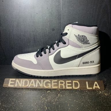 Air Jordan 1 GORE-TEX Light Berry