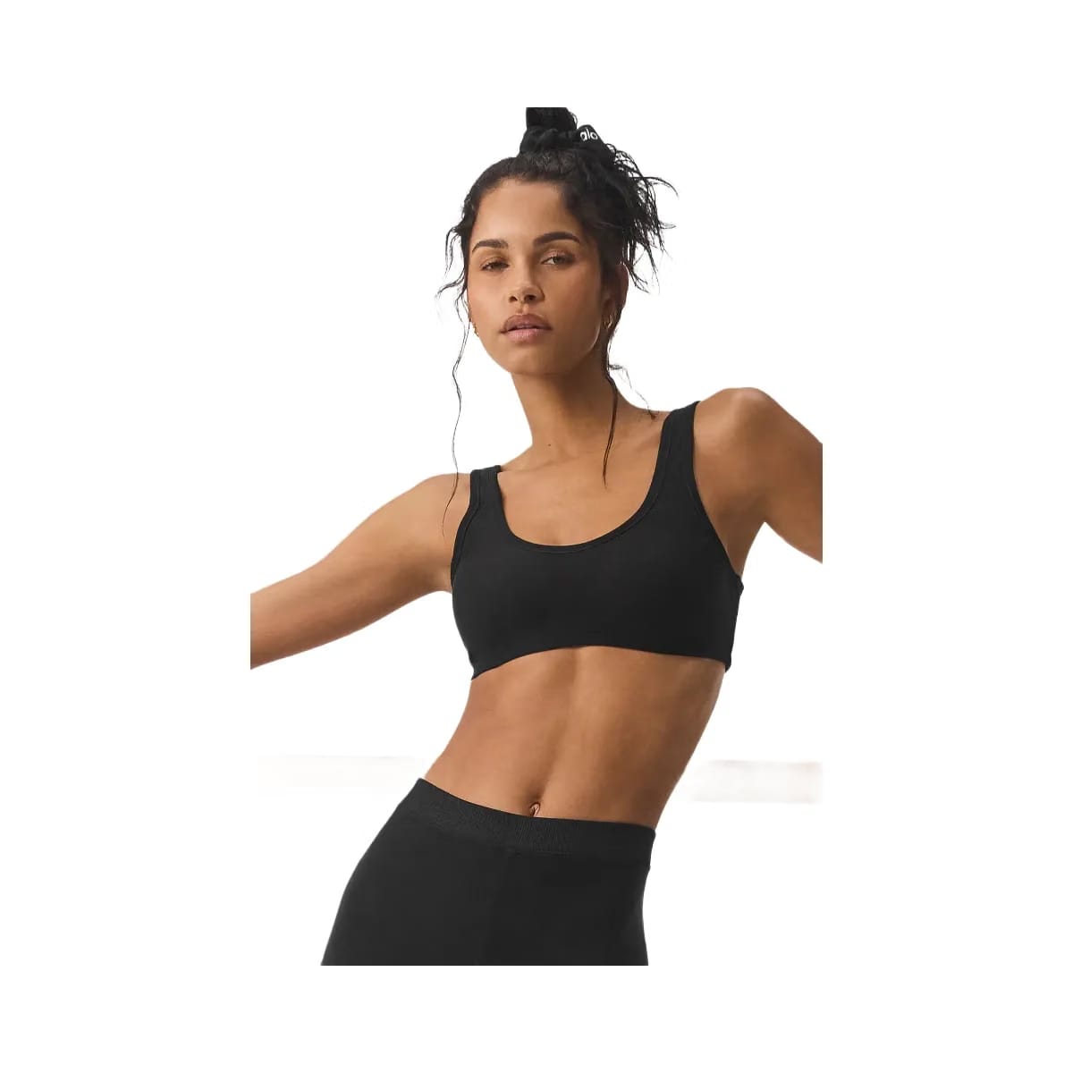 Alo Women's soft Center Stage Bra - Black