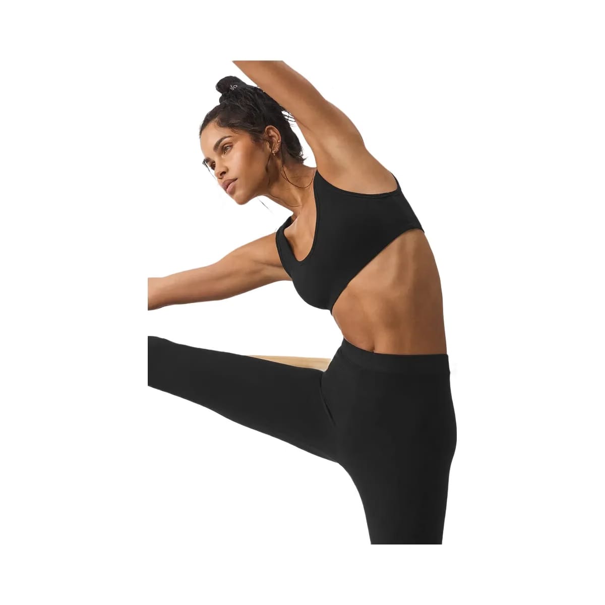 Alo Women's soft Center Stage Bra - Black