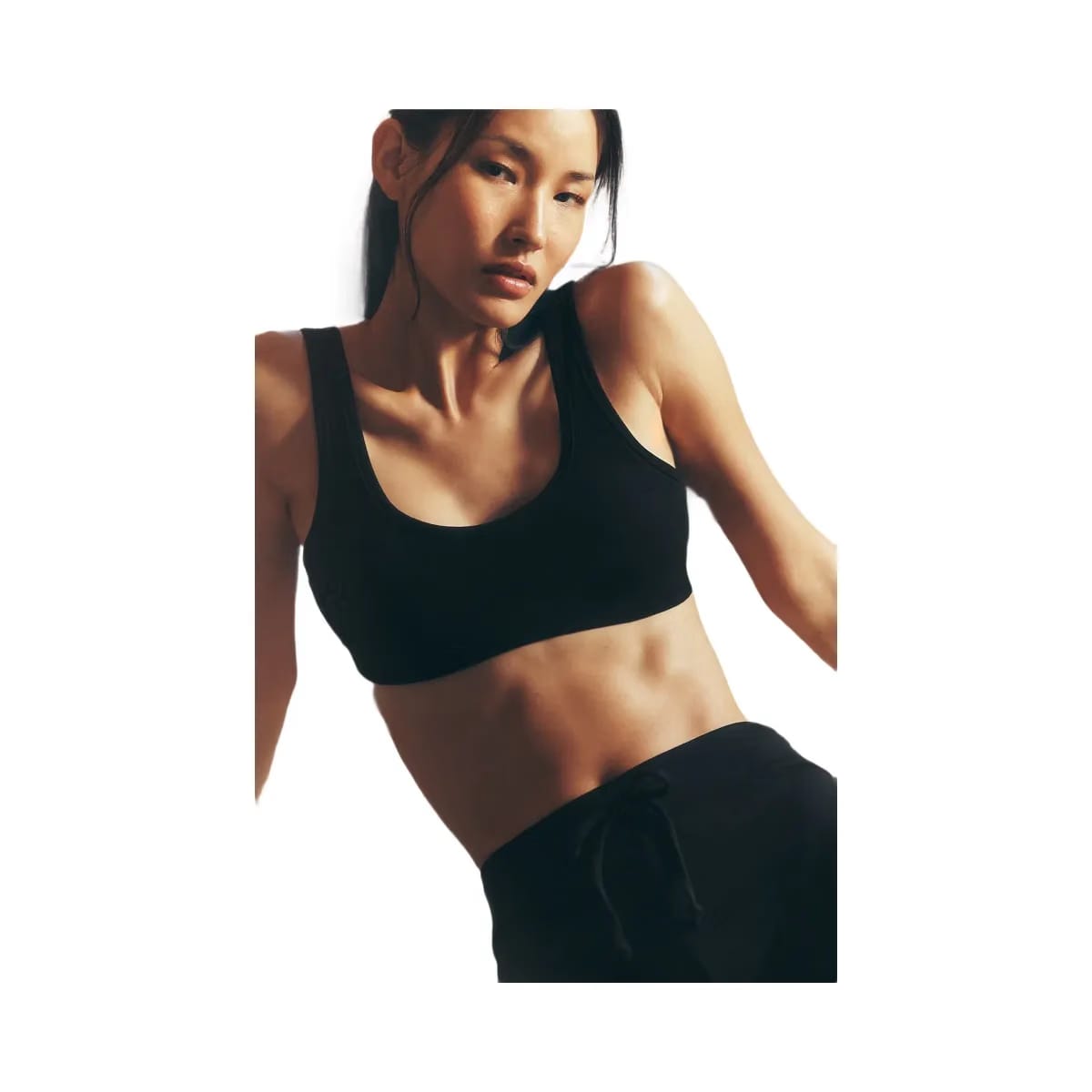 Alo Women's soft Center Stage Bra - Black