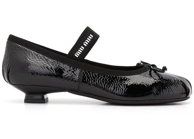 Miu Miu Crinkled Leather Ballerinas Pumps Black (Women's)