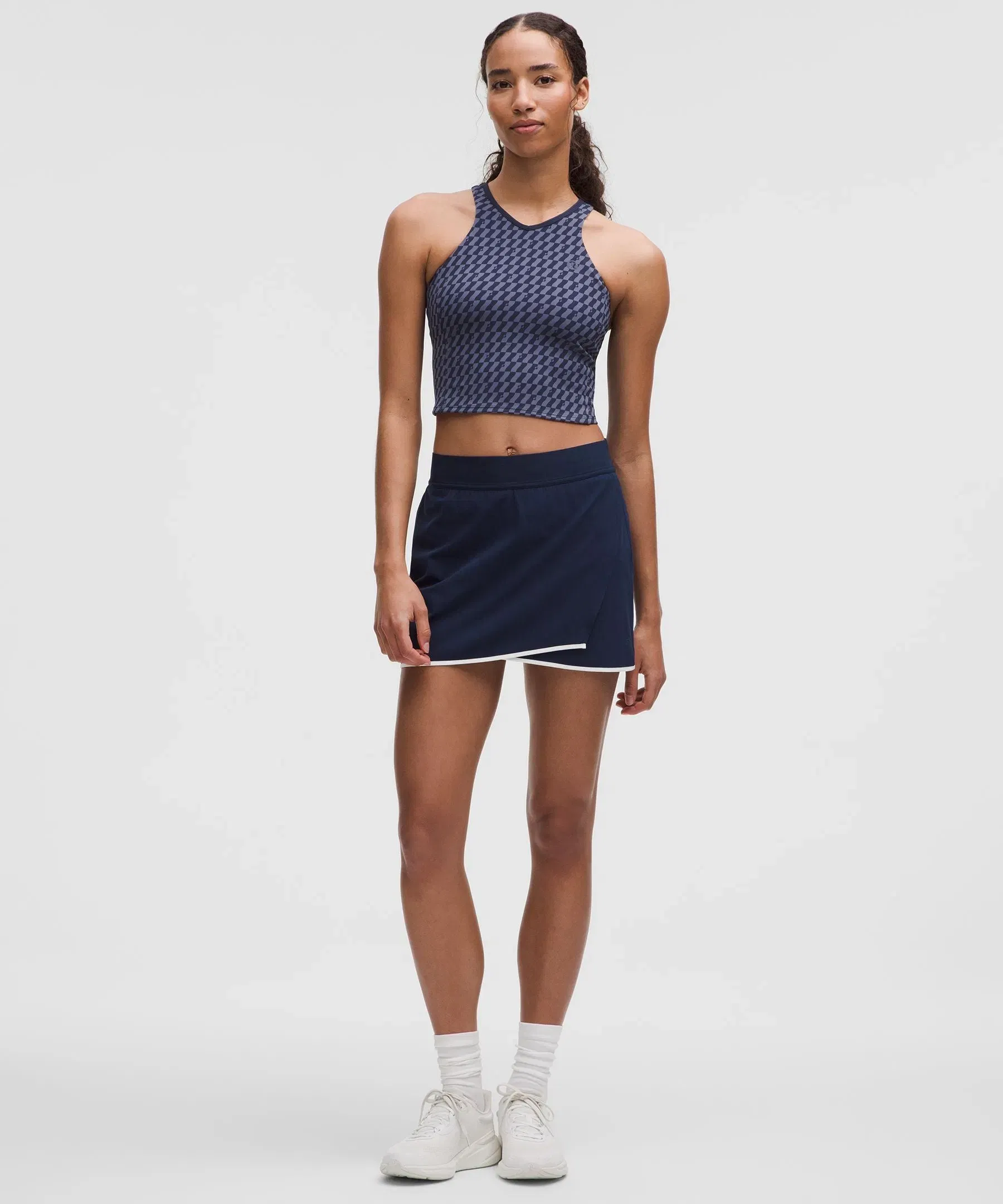 Lululemon Women's Cropped V-Neck Tennis Tank Top *Medium Support, B/C Cup