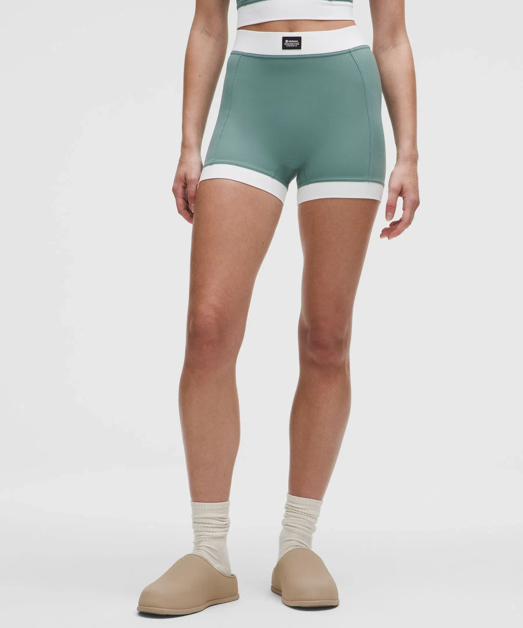 Lululemon Women's Ribbed Nulu High-Rise Shorts 3.5"