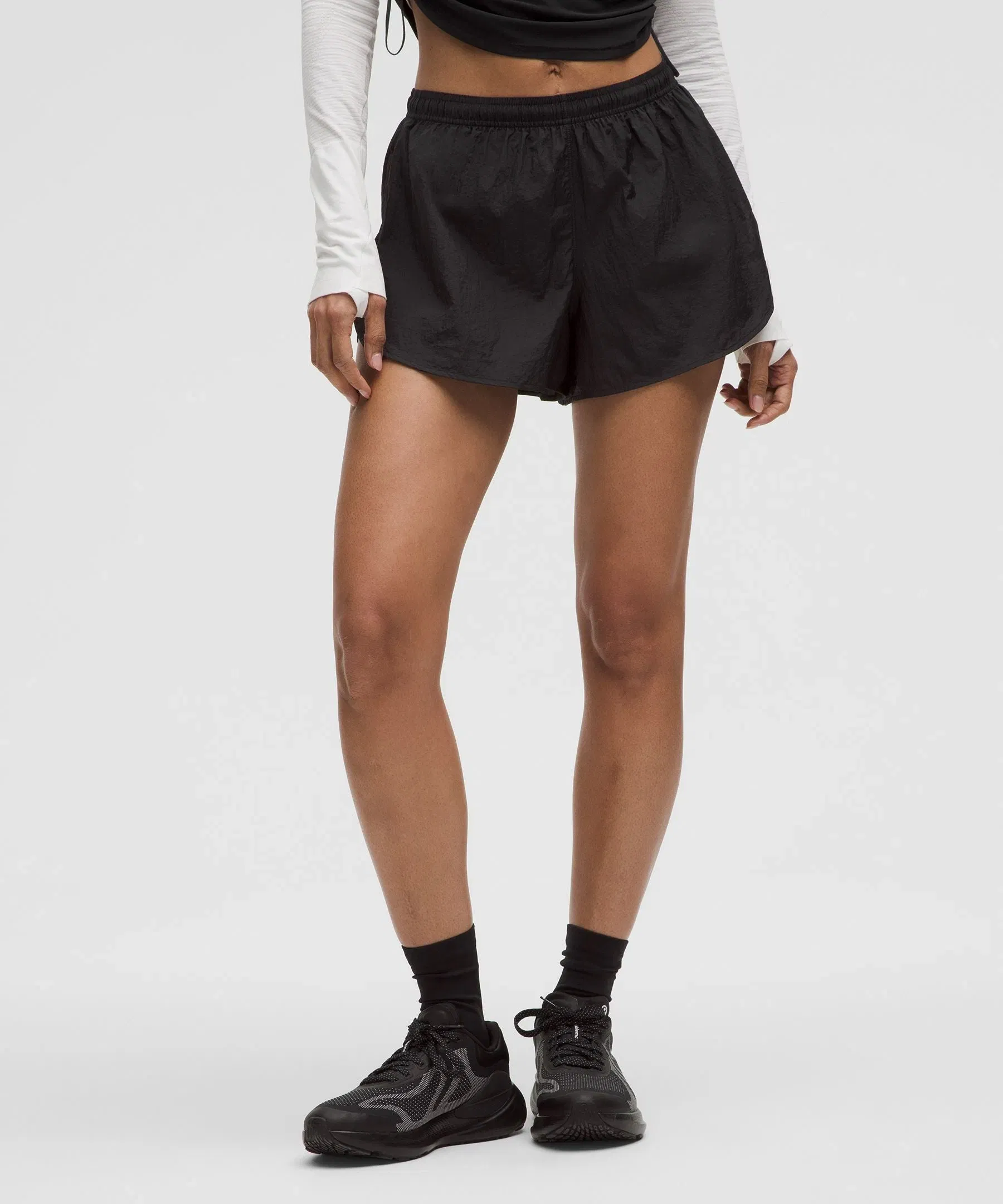 Lululemon Women's Dolphin-Hem Mid-Rise Running Shorts 3"