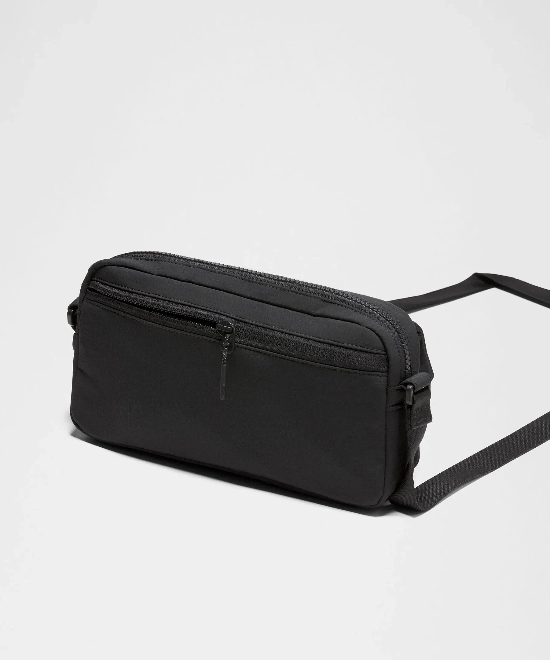 Lululemon Multi-Pocket Crossbody Bag 2.5L