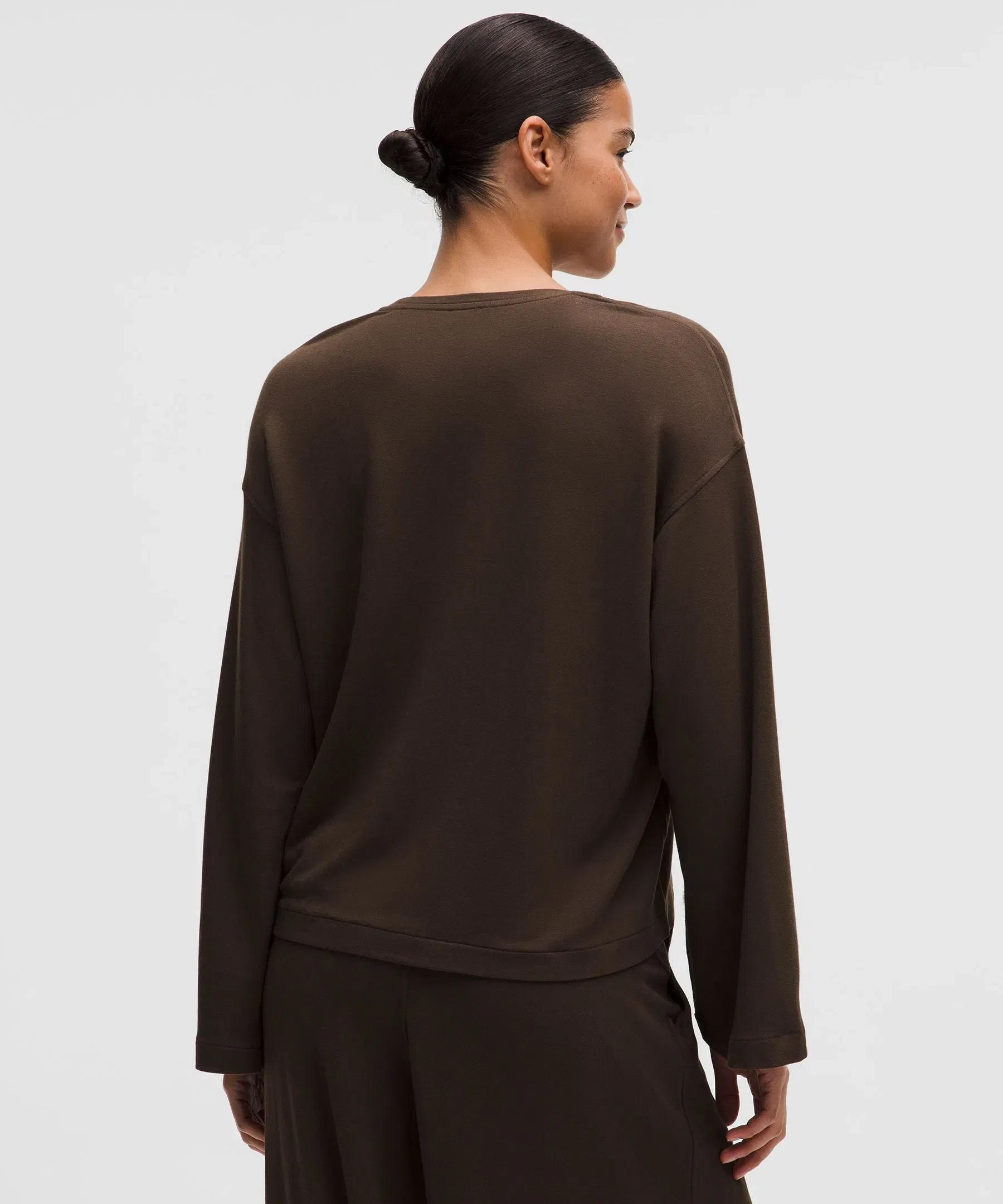 Lululemon Women's BeCalm V-Neck Bell Sleeve Shirt