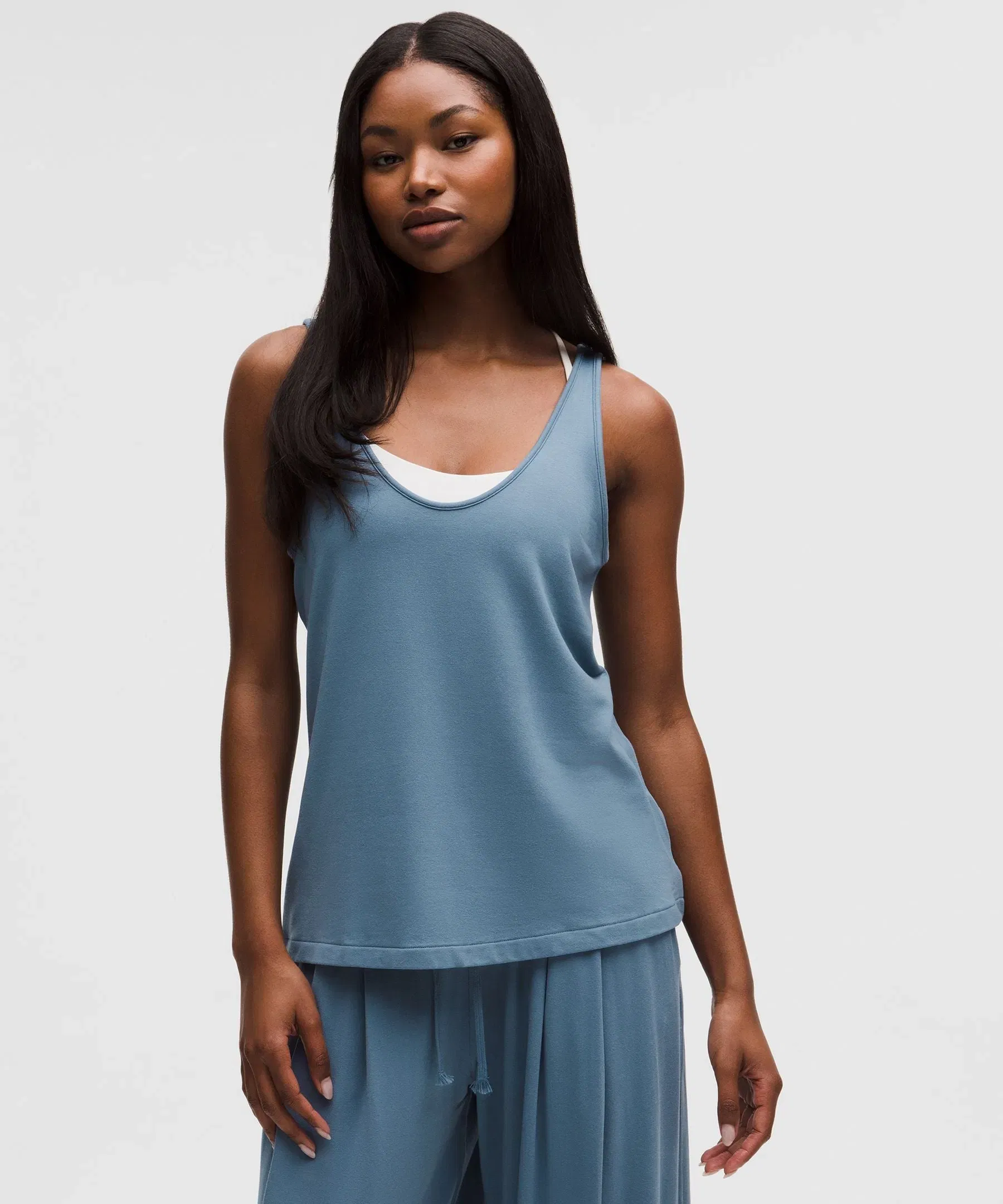 Lululemon Women's BeCalm V-Neck Tank Top *Updated Fabric