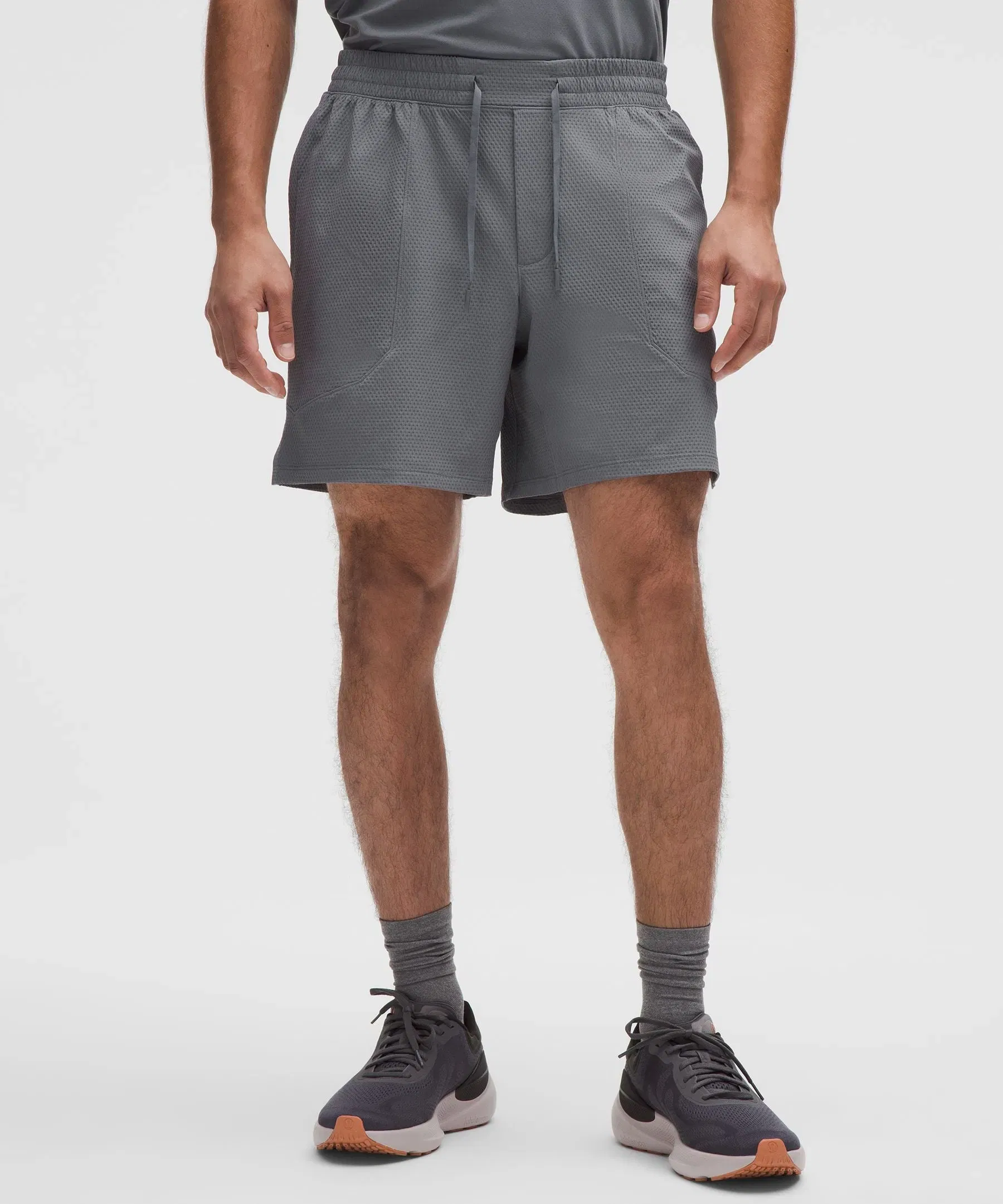 Lululemon License to Train Linerless Shorts 7" *Textured