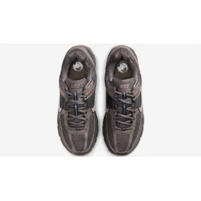 Nike Zoom Vomero 5 Cave Stone