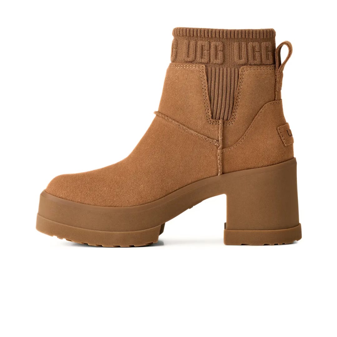 UGG Moxy Chelsea Boot (W)