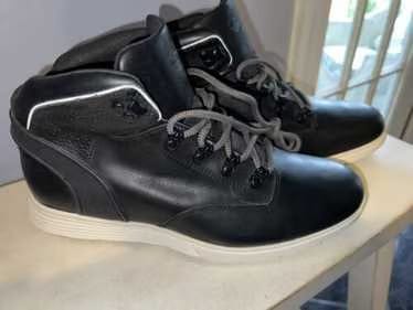Off-White Arrow Hiking Sneaker Boot Black Grey