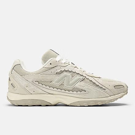 New Balance 204L Navy Salt Watre