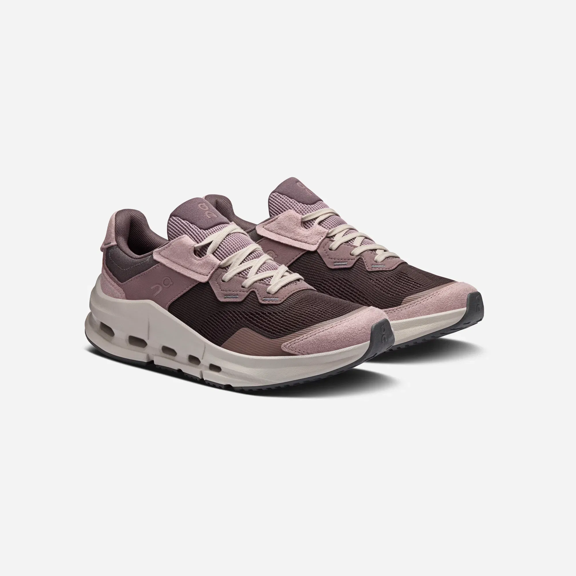 ON Running Cloudnova Rift Pebble Grape WMNS