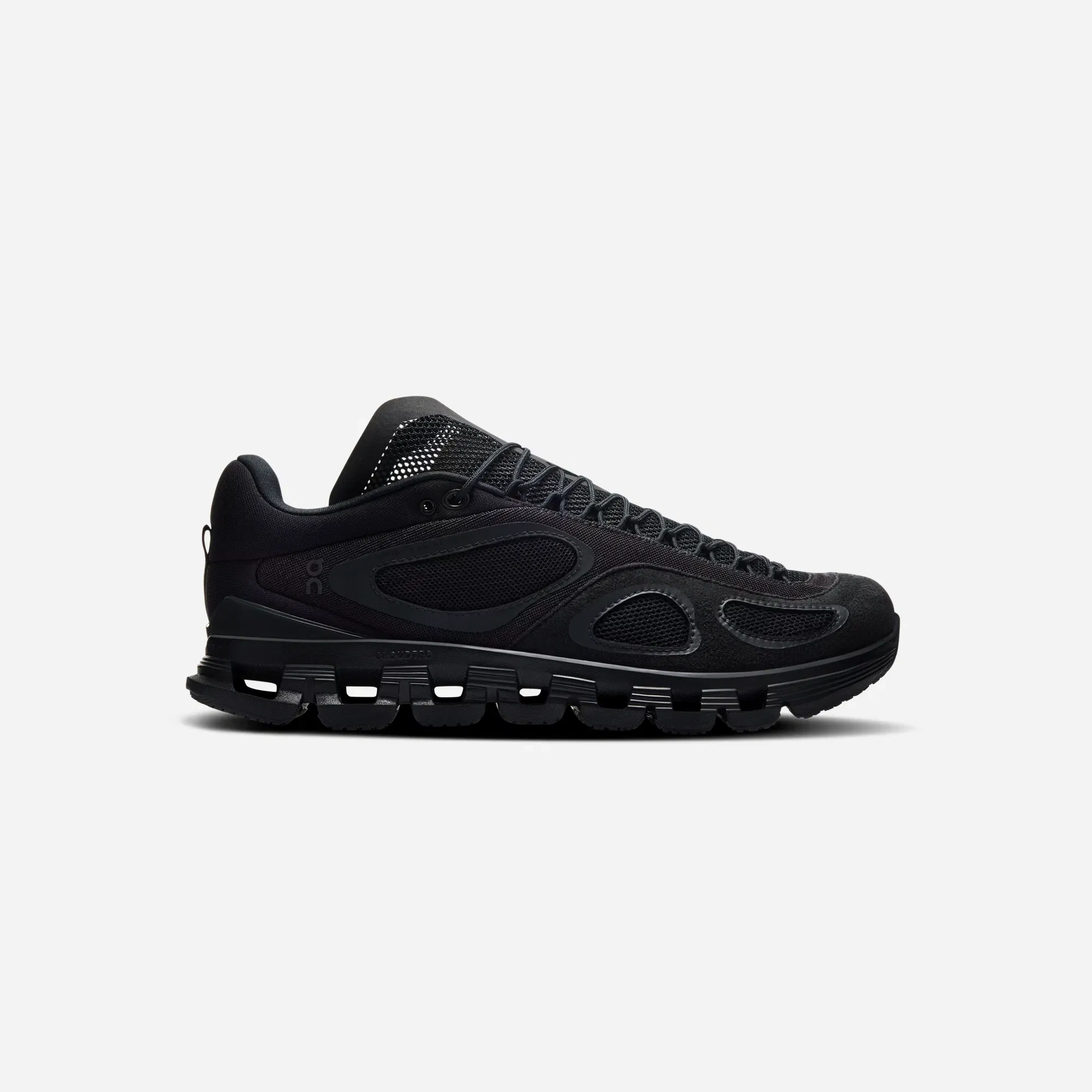 ON Running Cloud X FKA Black WMNS
