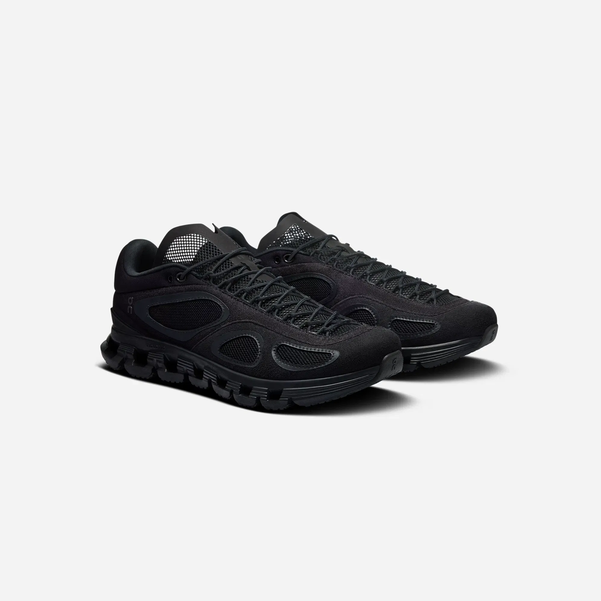 ON Running Cloud X FKA Black WMNS