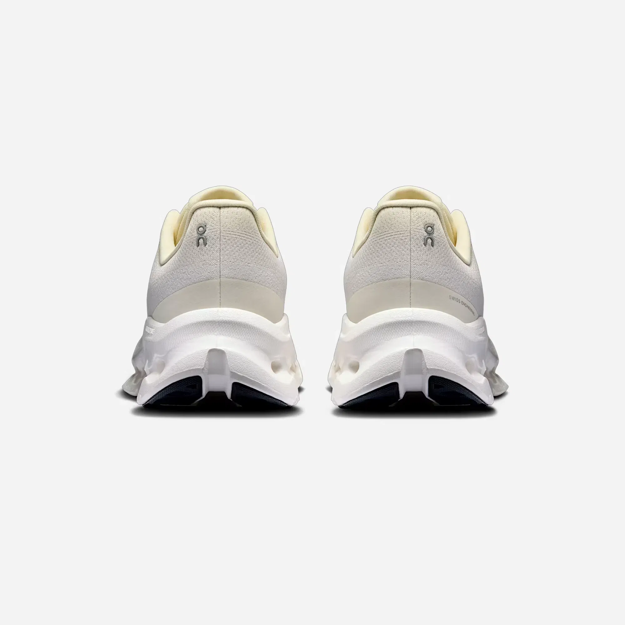 ON Running Cloudtilt Castor Pearl WMNS