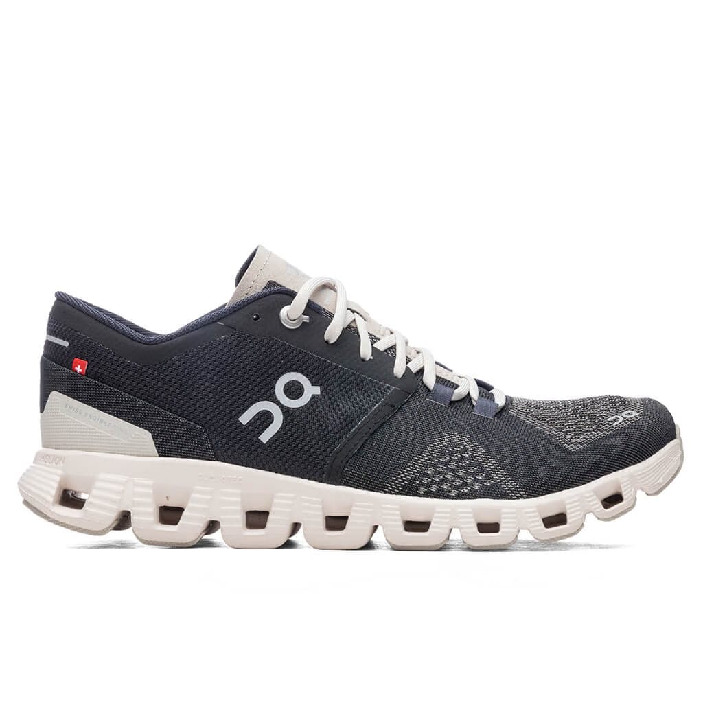 On Running Cloud 6 Coast Salmon Pearl Womens