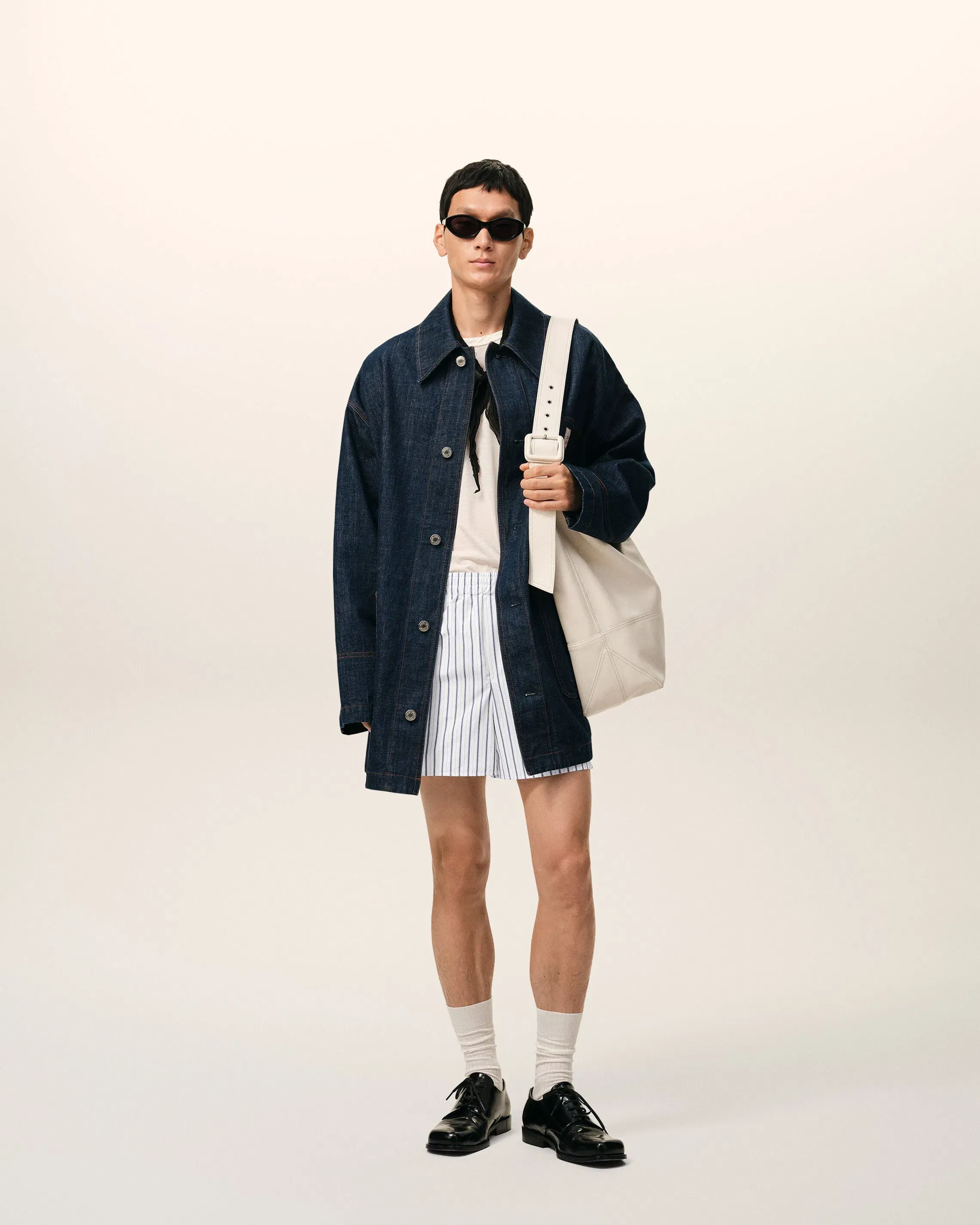 AmiParis White Cotton Elasticated Shorts