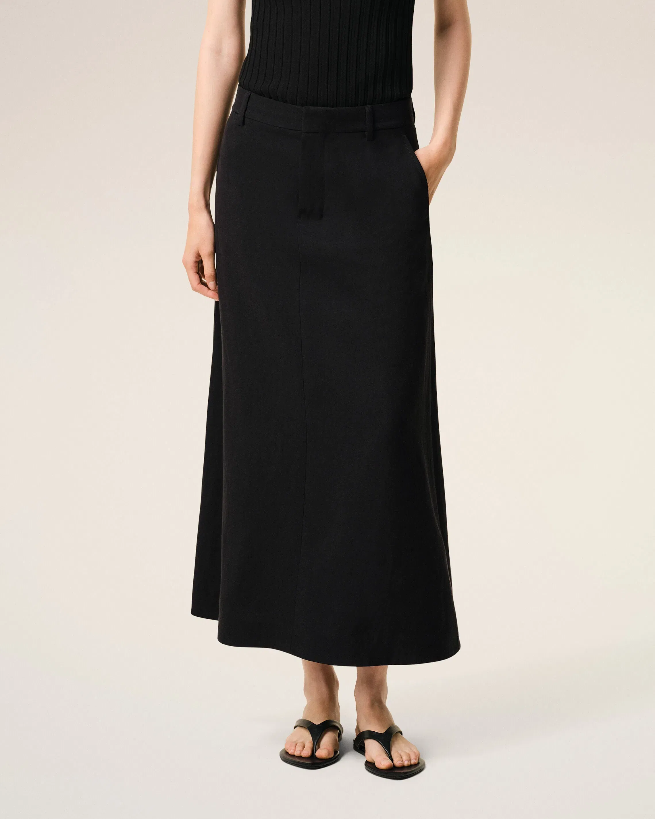 AmiParis Black Blended Linen Tailor Construction Long Trapeze Skirt Women's
