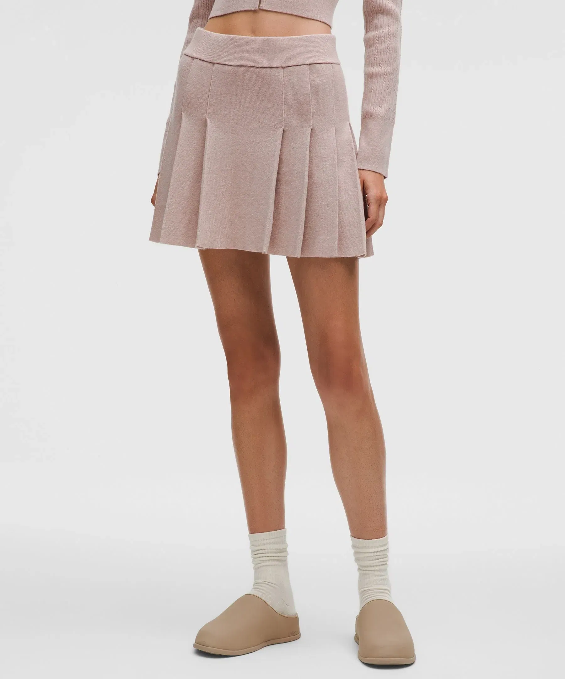 Lululemon Ribbed Merino Wool Mid-Rise Pleated Skirt