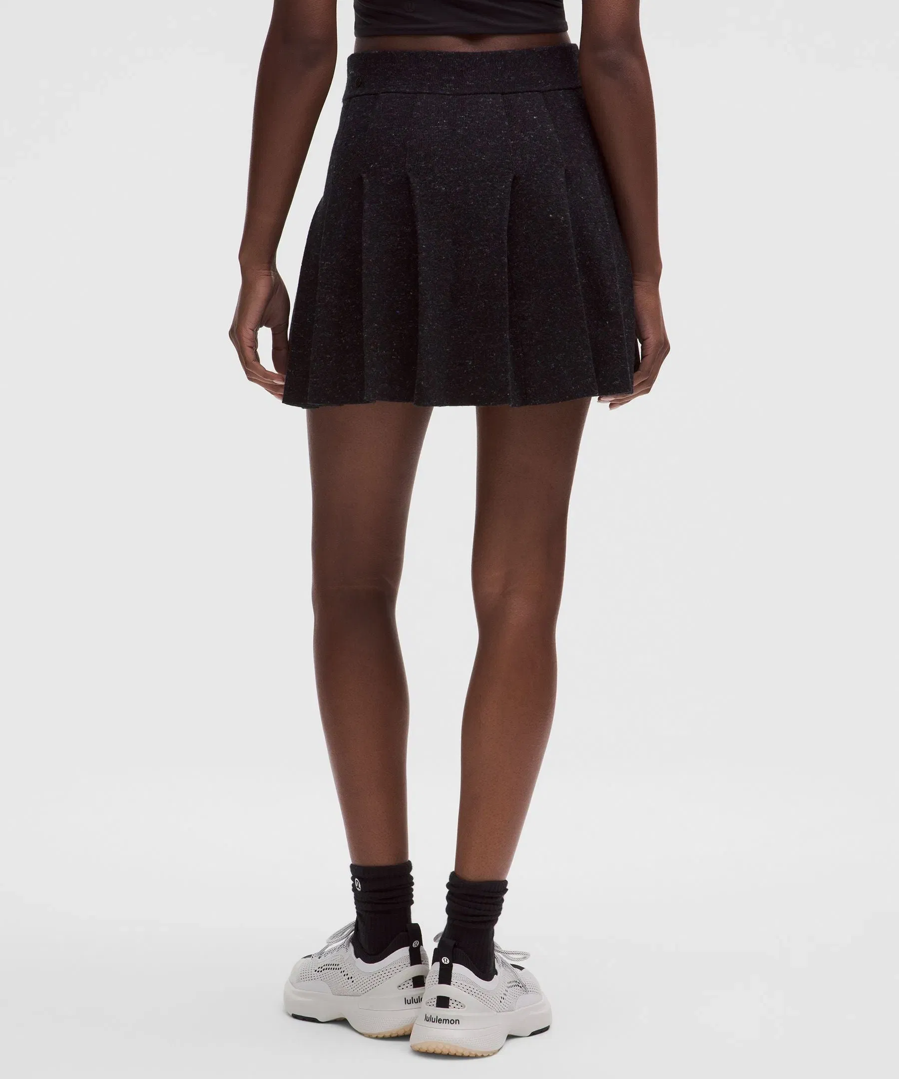 Lululemon Ribbed Merino Wool Mid-Rise Pleated Skirt