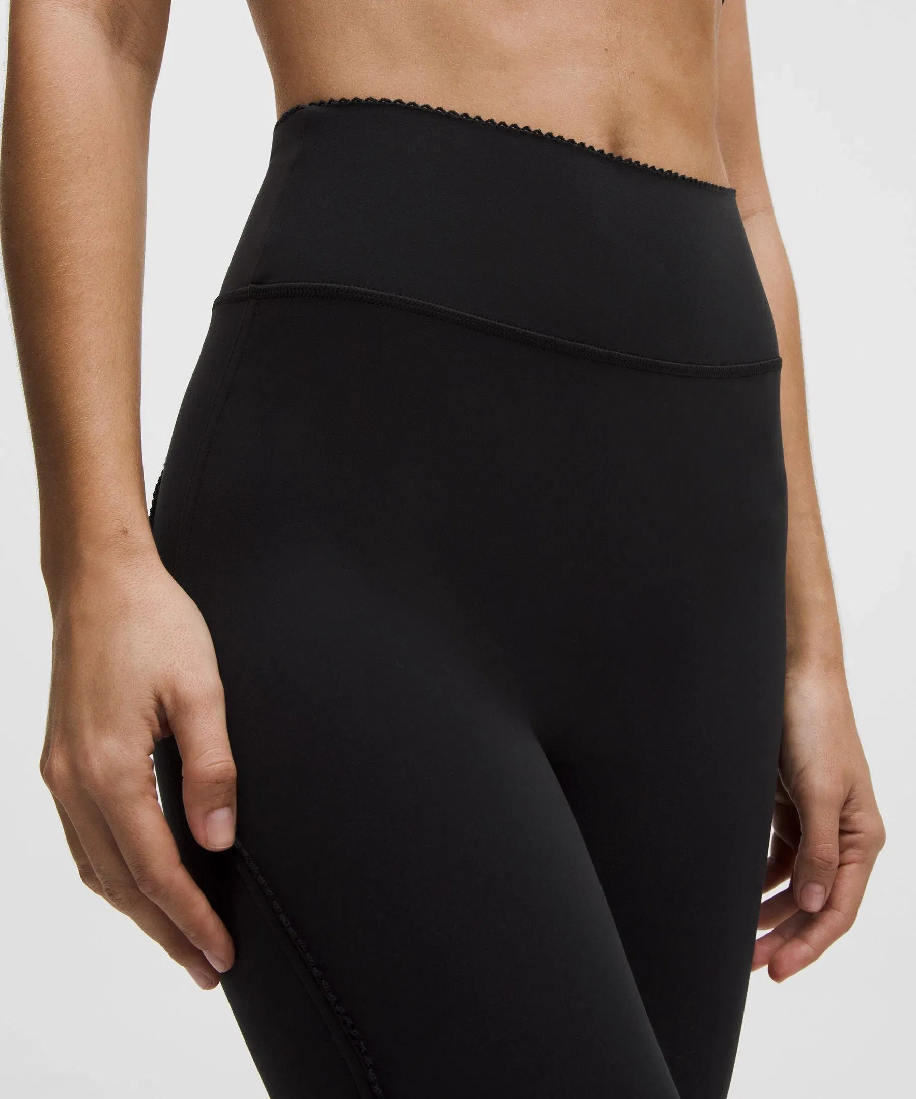 Lululemon Women's Groove No Line High-Rise Tight 25" *Heart