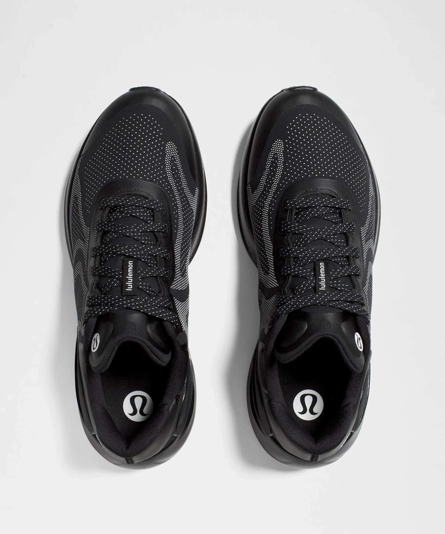 Lululemon Men's Beyondfeel Waterproof Running Shoe
