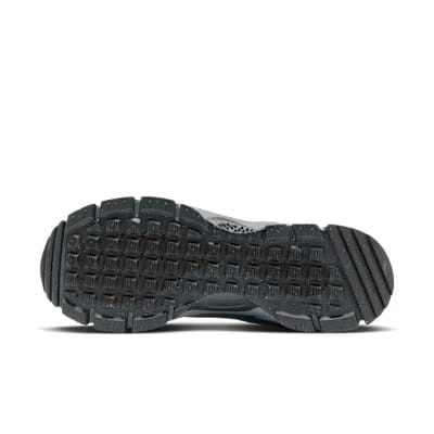 Nike Zoom Vomero 5 Roam Running Poets