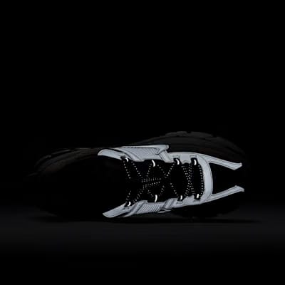 Nike Zoom Vomero 5 Roam Running Poets
