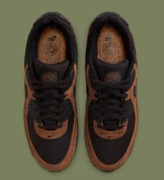 Nike Air Max 90 Premium Light British Tan Velvet Brown