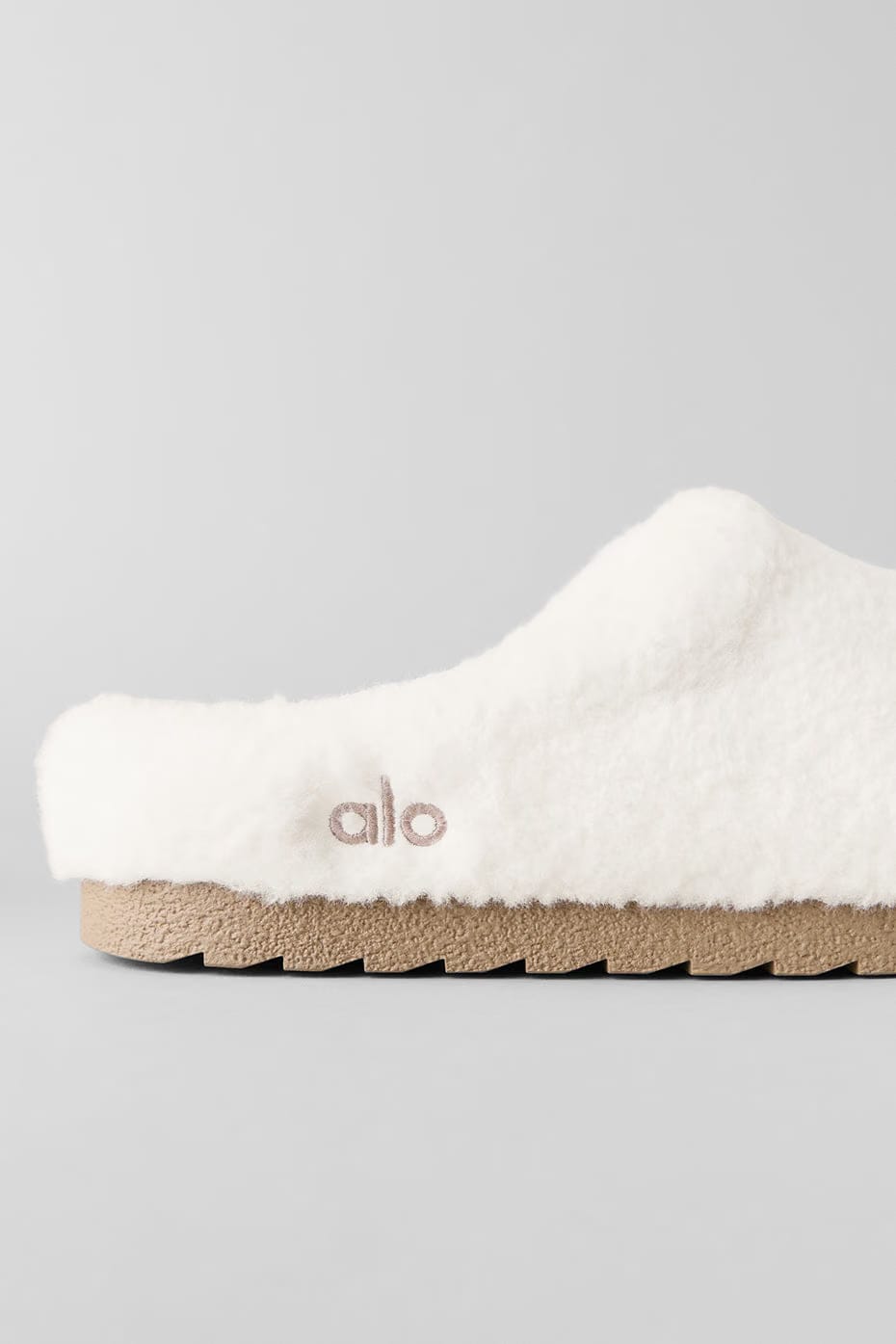 Alo Yoga Women'S Sherpa Recovery Slipper