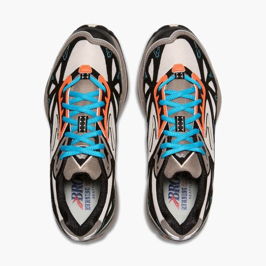 Brooks Cascadia 1 Moonbeam/Black/Camellia (Women's)