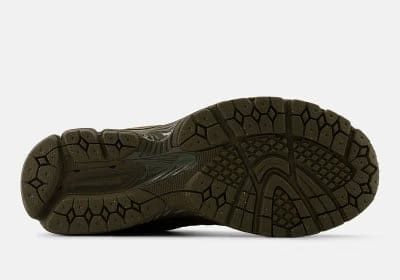 New Balance 2002R Woodland Dark Alpine Green