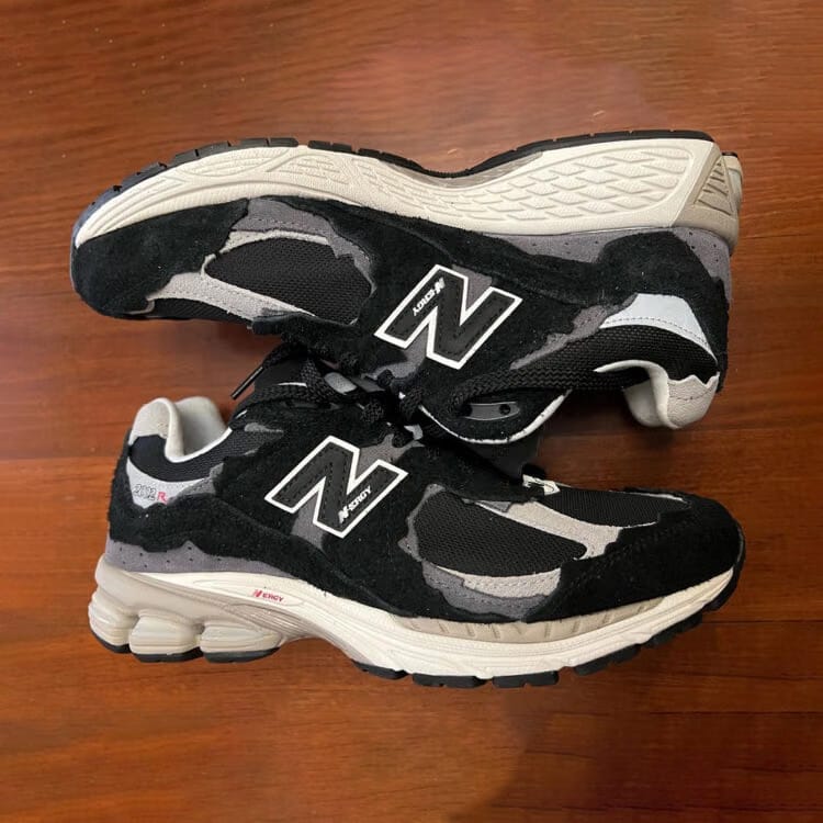 New Balance 2002R GORE-TEX Protection Pack Black Magnet