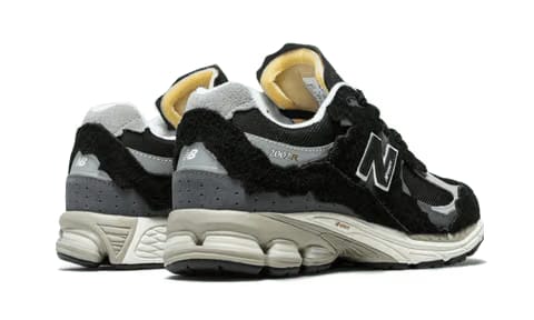 New Balance 2002R GORE-TEX Protection Pack Black Magnet