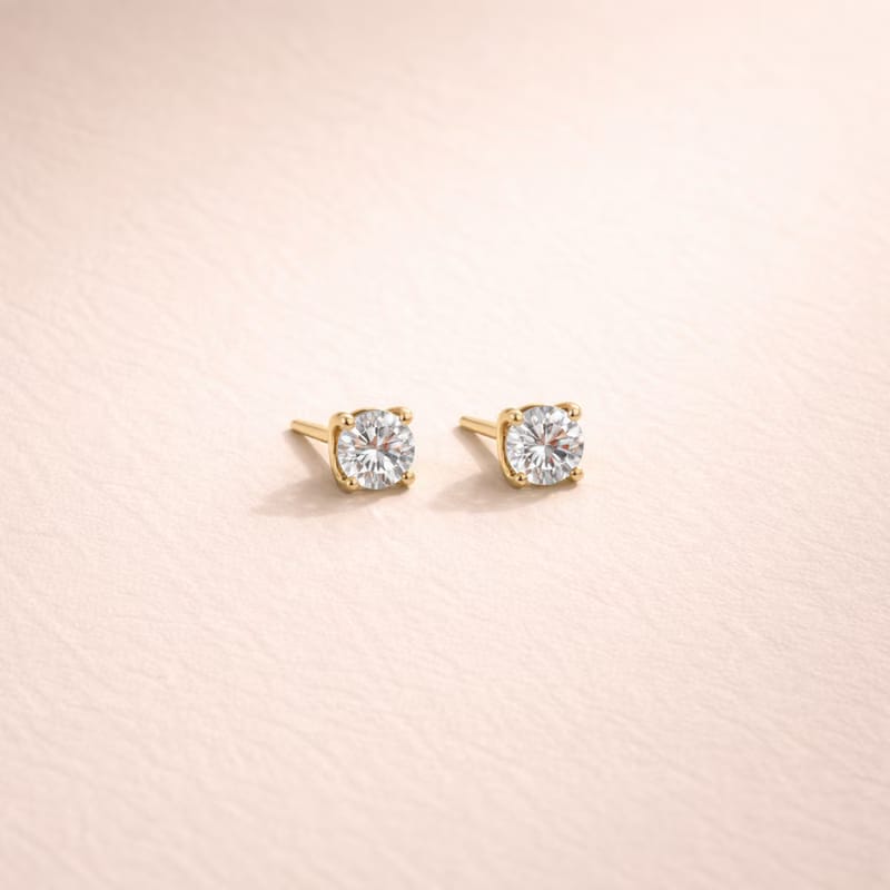 Prestige Solitaire Studs