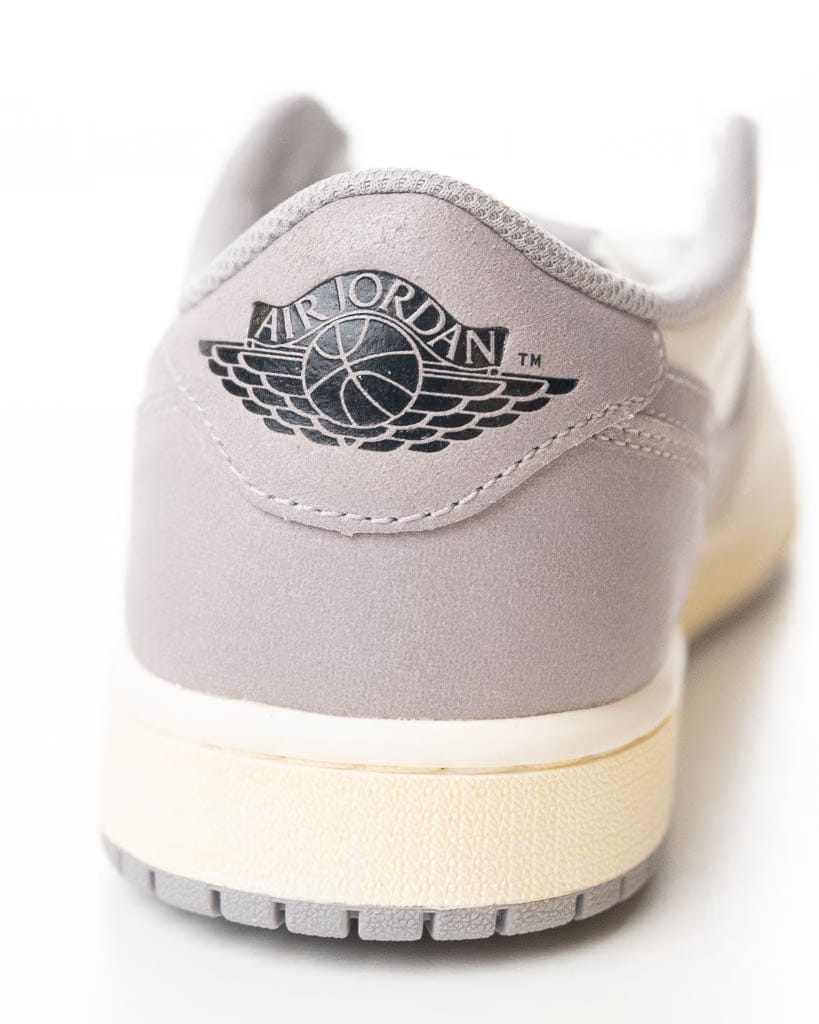 Nike Air Jordan 1 Retro Low OG Atmosphere Grey (UK 7)