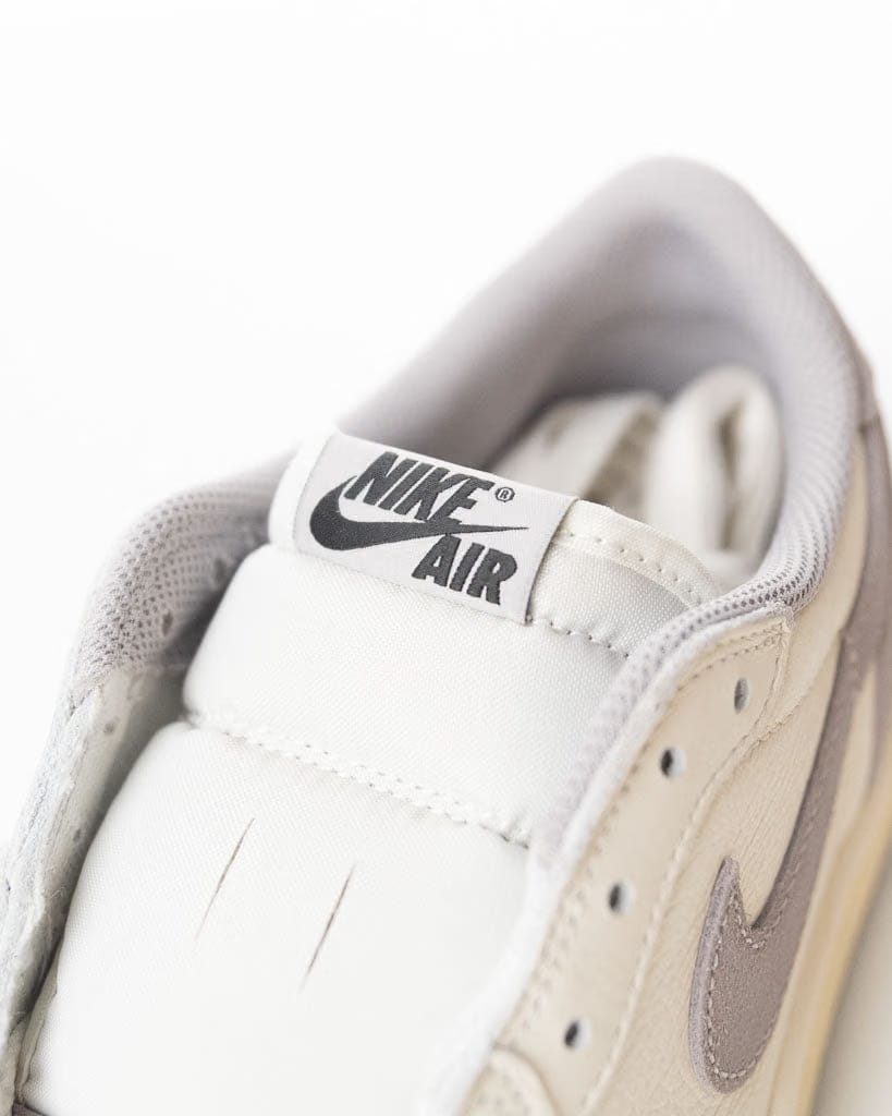 Nike Air Jordan 1 Retro Low OG Atmosphere Grey (UK 7)